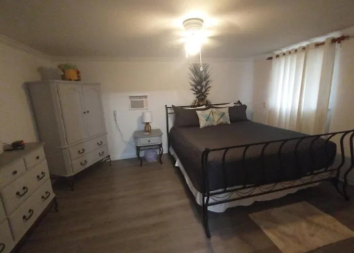 Holiday home Welcome To Pineapple House! Pensacola